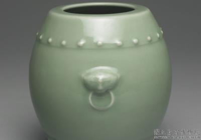 图片[2]-Drum-shaped jar with appliqued animal masks carrying rings in green glaze, Qing dynasty, Qianlong reign (1736-1795)-China Archive